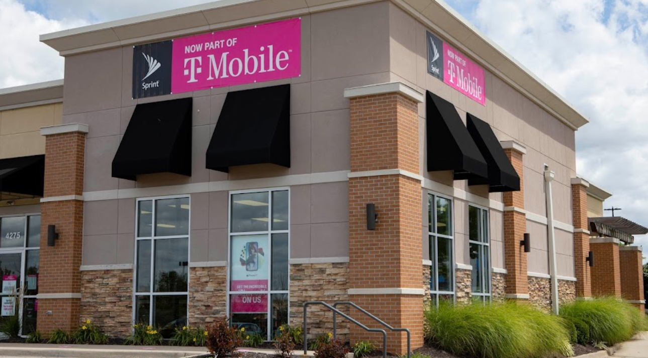 Photo of T Mobile Store providing Travel SIM Card at Dulles Airport