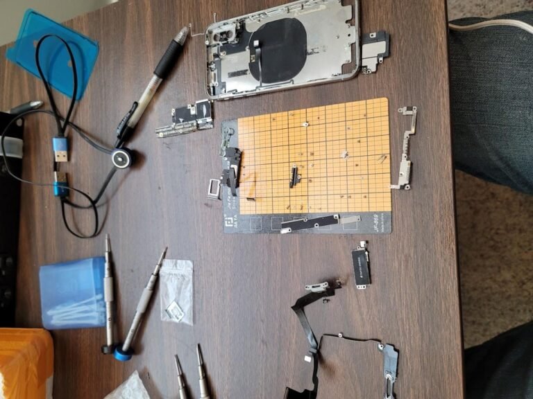 Cell Phone Repair Shop in 103 W 9Th St Big Spring Cell Phone Repair Shop in 103 W 9Th St Big Spring