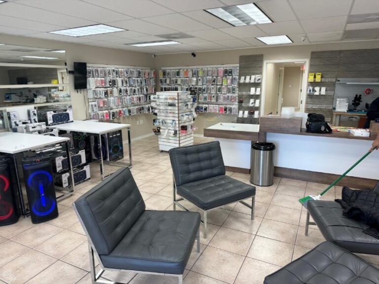 Cell Phone Repair Shop in 1320 W Oaklawn Rd suite d, Pleasanton, TX Cell Phone Repair Shop in 1320 W Oaklawn Rd suite d, Pleasanton, TX