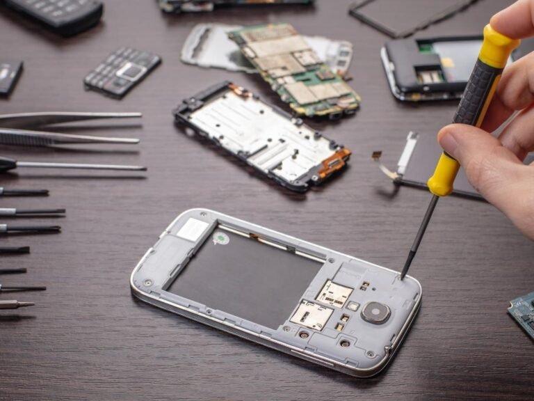 Cell Phone Repair Shop in 16535 Southwest Fwy Ste 425 Sugar Land