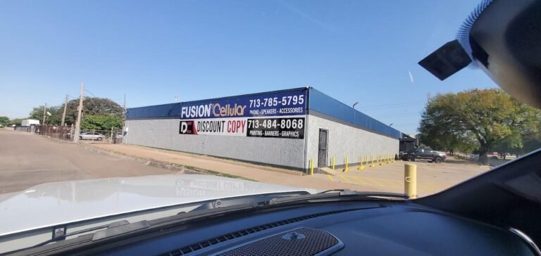 Cell Phone Repair Shop in 5730 Bintliff Dr Houston