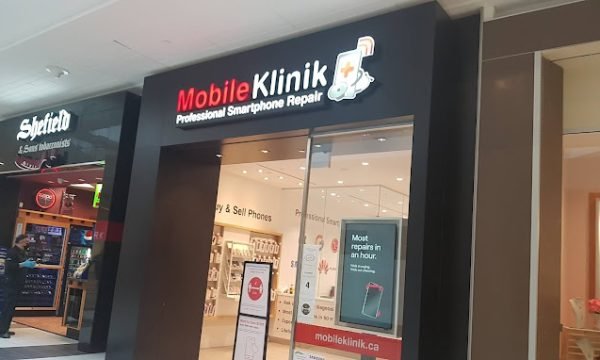 Mobile Repair Store in Upper Canada Mall, 17600 Yonge St, Newmarket, ON